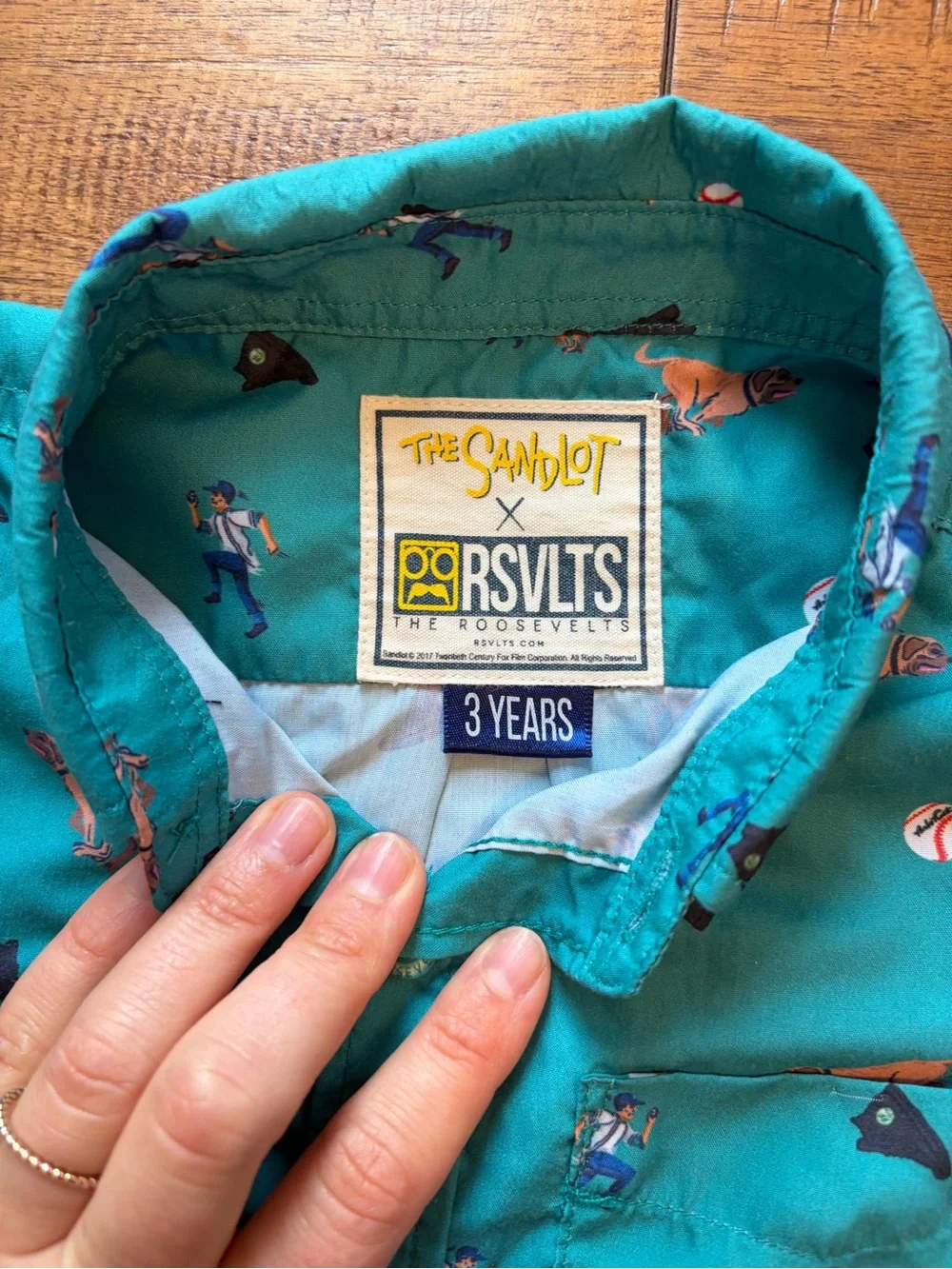 The Roosevelts RSVLTS The Sandlot Kids Boys 3T Button Up Collared Shirt Iconic